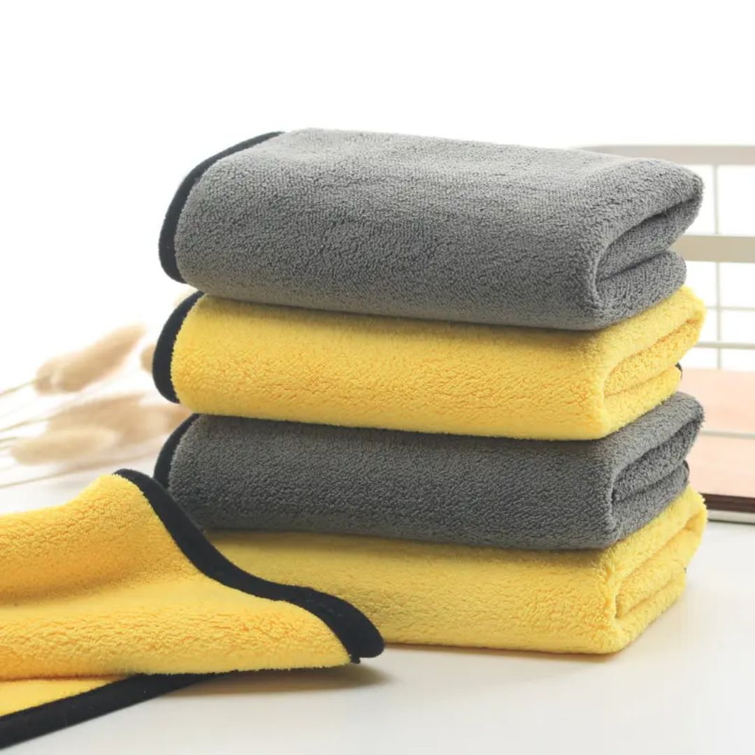 900 GSM Microfiber Towel (40*60Cm)