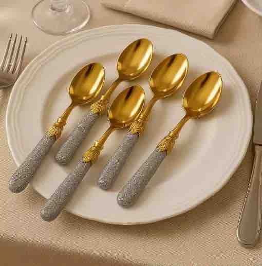 6 Pcs Fancy Golden Spoon Set (Imported)